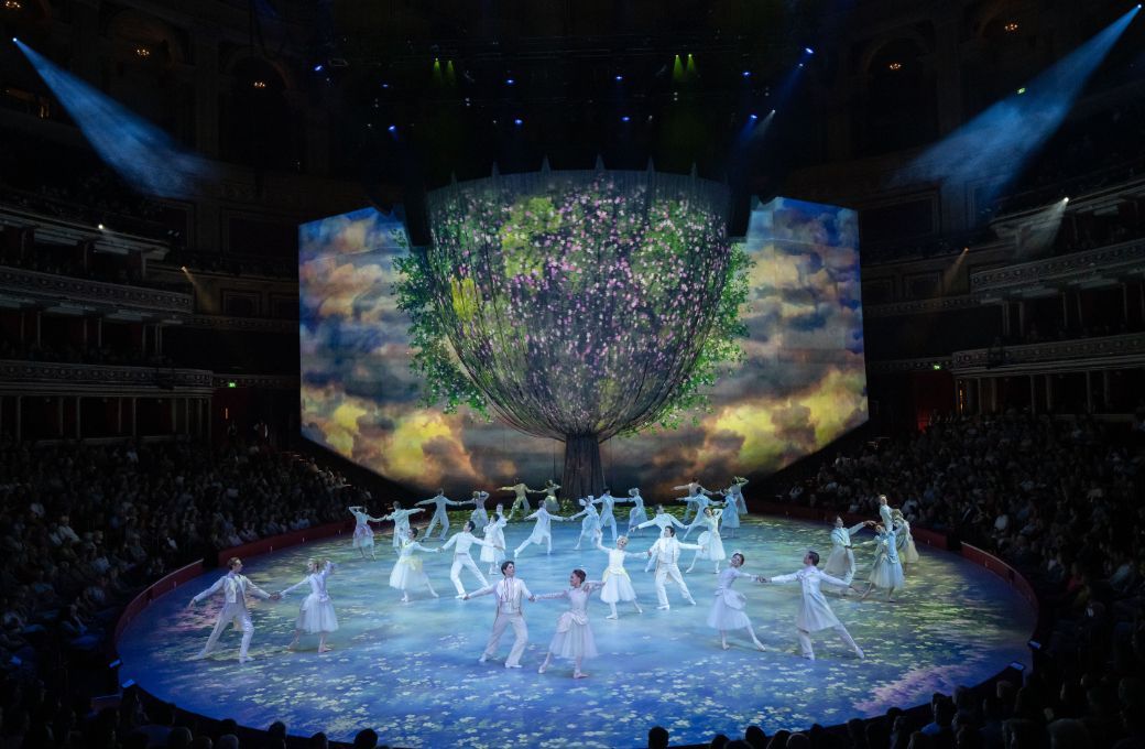 English National Ballet in Christopher Wheeldon's <i>Cinderella</i> &copy; ASH