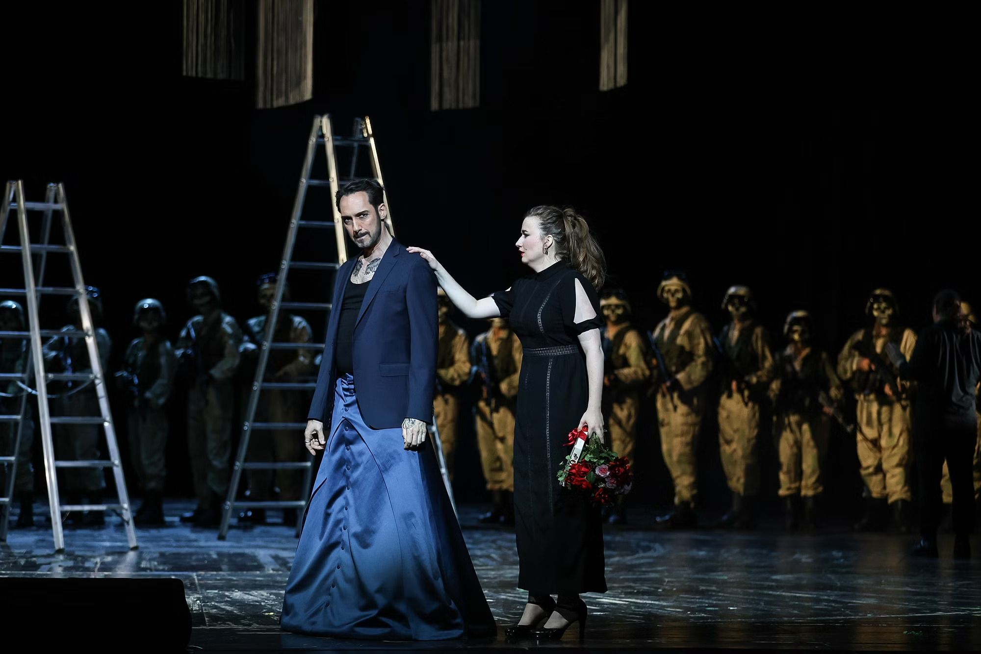 Stefan Cerny (Osmin) und Hedwig Ritter (Blonde) &copy; Barbara Pálffy | Volksoper Wien