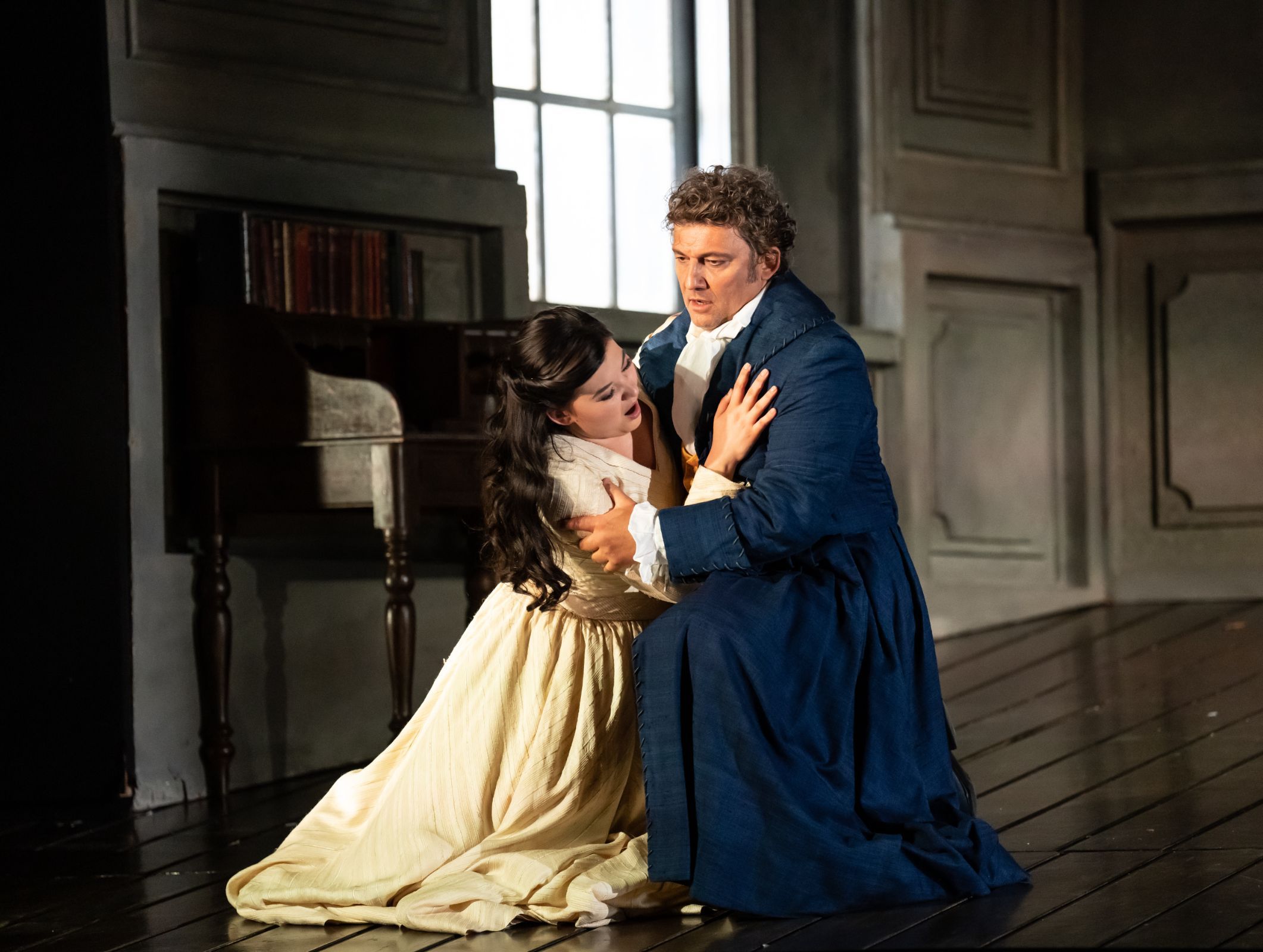 Aigul Akhmetshina (Charlotte) and Jonas Kaufmann (Werther) © ROH | Bill Cooper