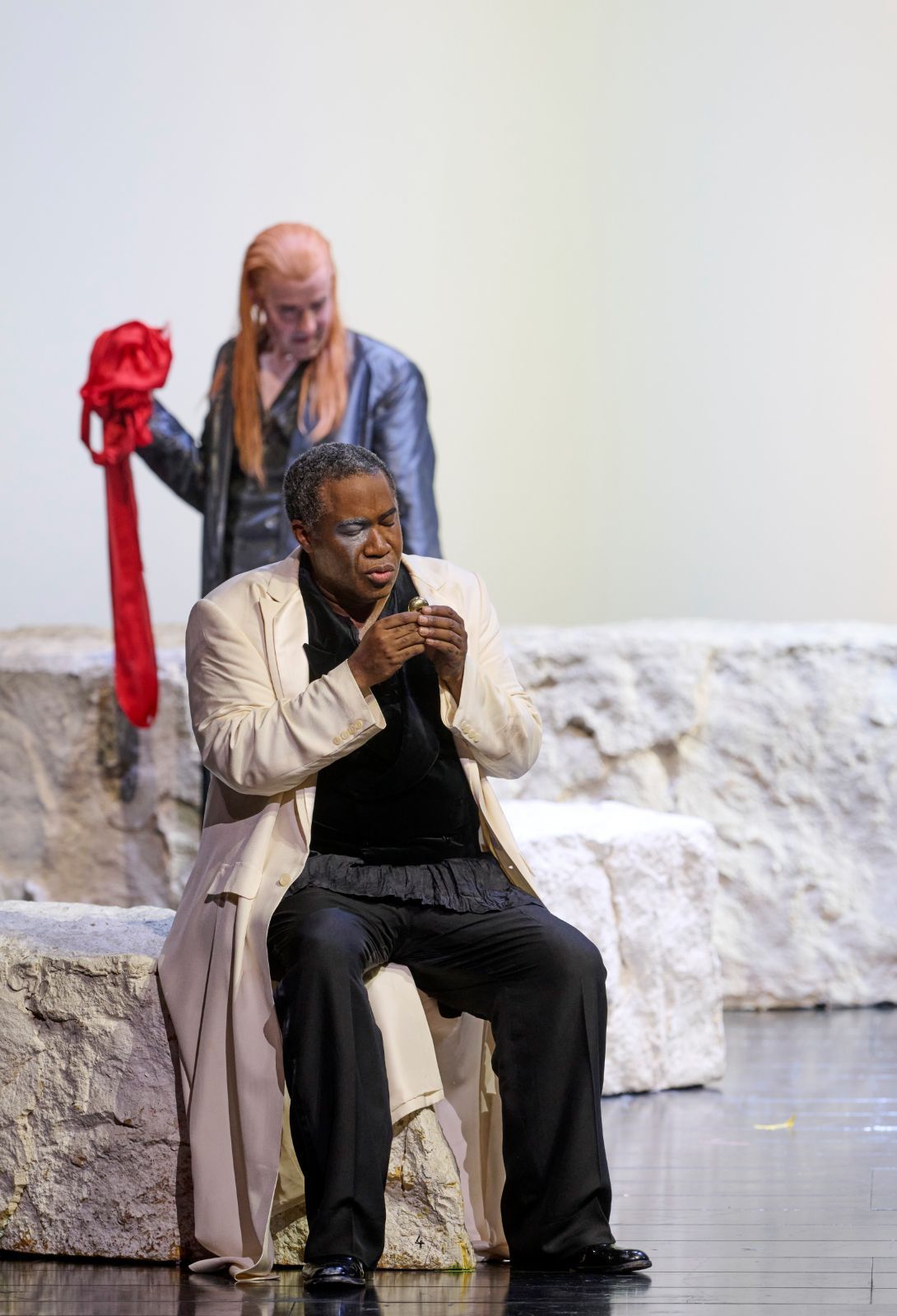 Michael Laurenz (Loge) and Eric Owens (Wotan) © Wiener Staatsoper | Michael Pöhn
