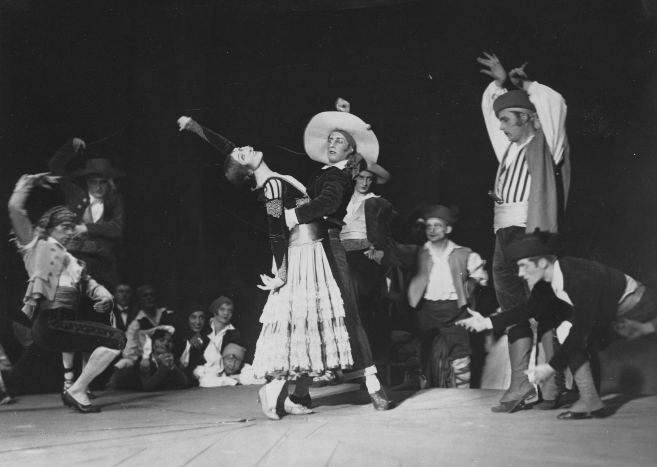 Ida Rubinstein dances in Nijinska’s <i>Boléro</i> in 1928, to music by Ravel © Collection of Robert Johnson | Wikimedia Commons