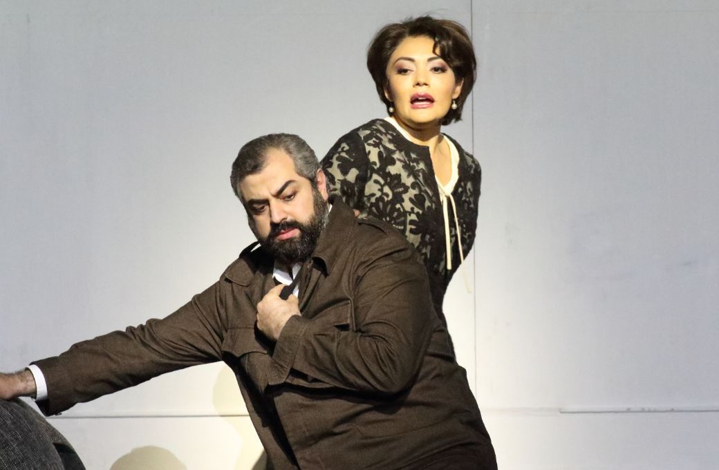 Arsen Soghomonyan (Otello) und Ailyn P&eacute;rez (Desdemona) &copy; Wilfried H&ouml;sl
