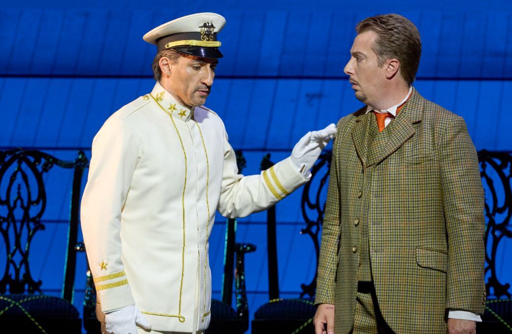 Charles Castronovo (Pinkerton) und Boris Pinkhasovich (Sharpless) &copy; Michael P&ouml;hn | Wiener Staatsoper