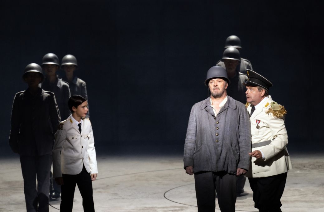 Christian Gerhaher (Wozzeck) and Peter Hoare (Captain) © Monika Rittershaus