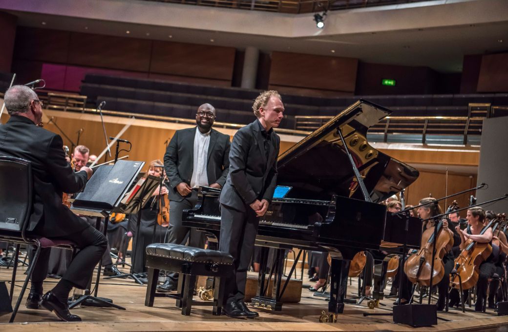 Vimbayi Kaziboni, Ralph van Raat and the BBC Philharmonic &copy; Chris Payne