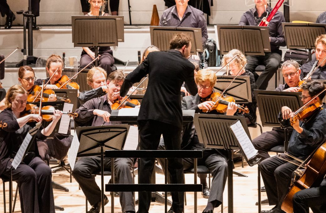 Andrew Gourlay conducts the City of Birmingham Symphony Orchestra © Still Moving Media