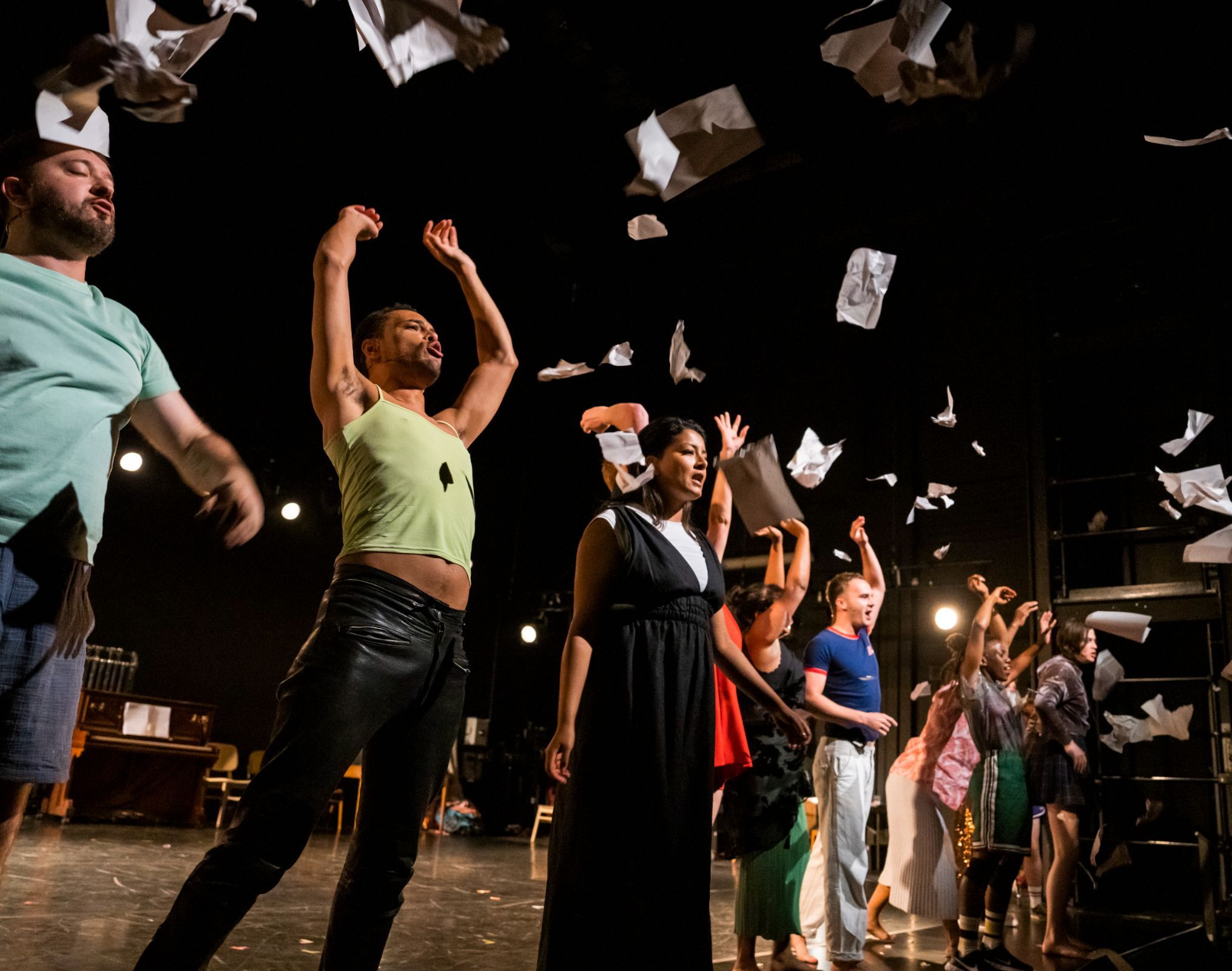 <i>The Faggots and their Friends Between Revolutions</i> au Festival d'Aix-en-Provence © Tristram Kenton