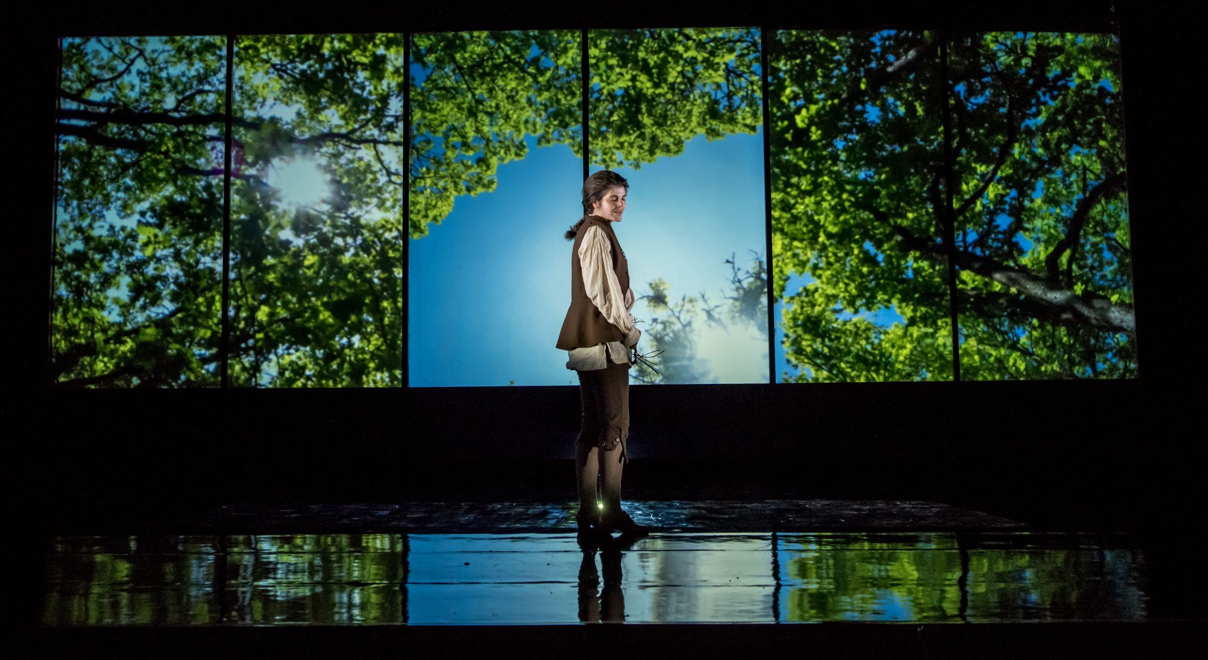 Katie Coventry (Aminta) &copy; Genevieve Girling