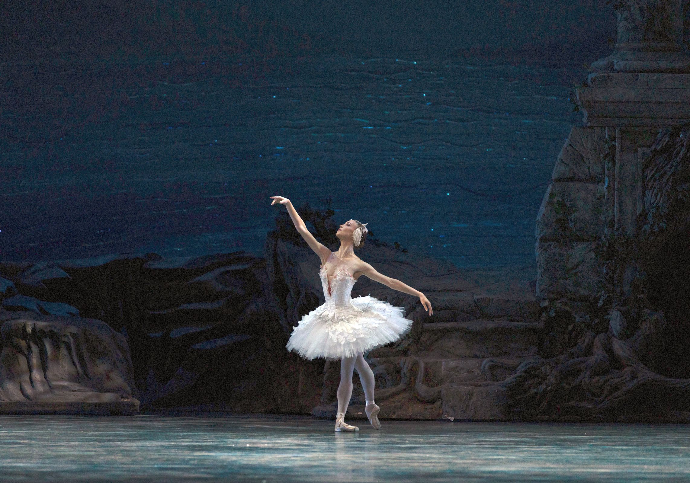 Skylar Brandt as Odette in Act 2 of <i>Swan Lake</i> &copy; Rosalie O'Connor