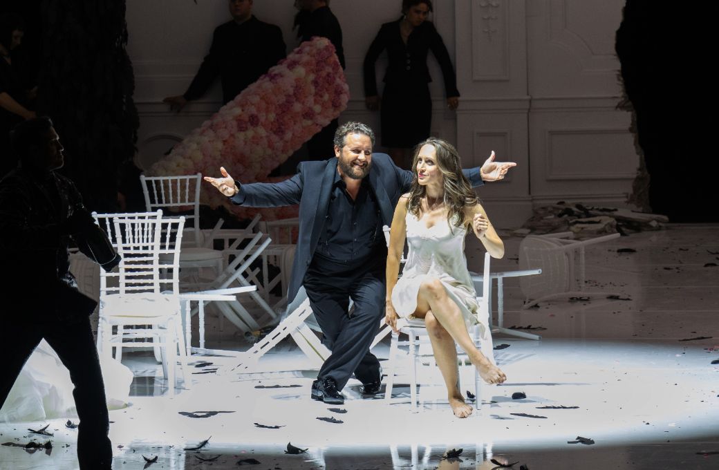 Michael Spyres (Jupiter) und Brenda Rae (Semele) &copy; Monika Rittershaus