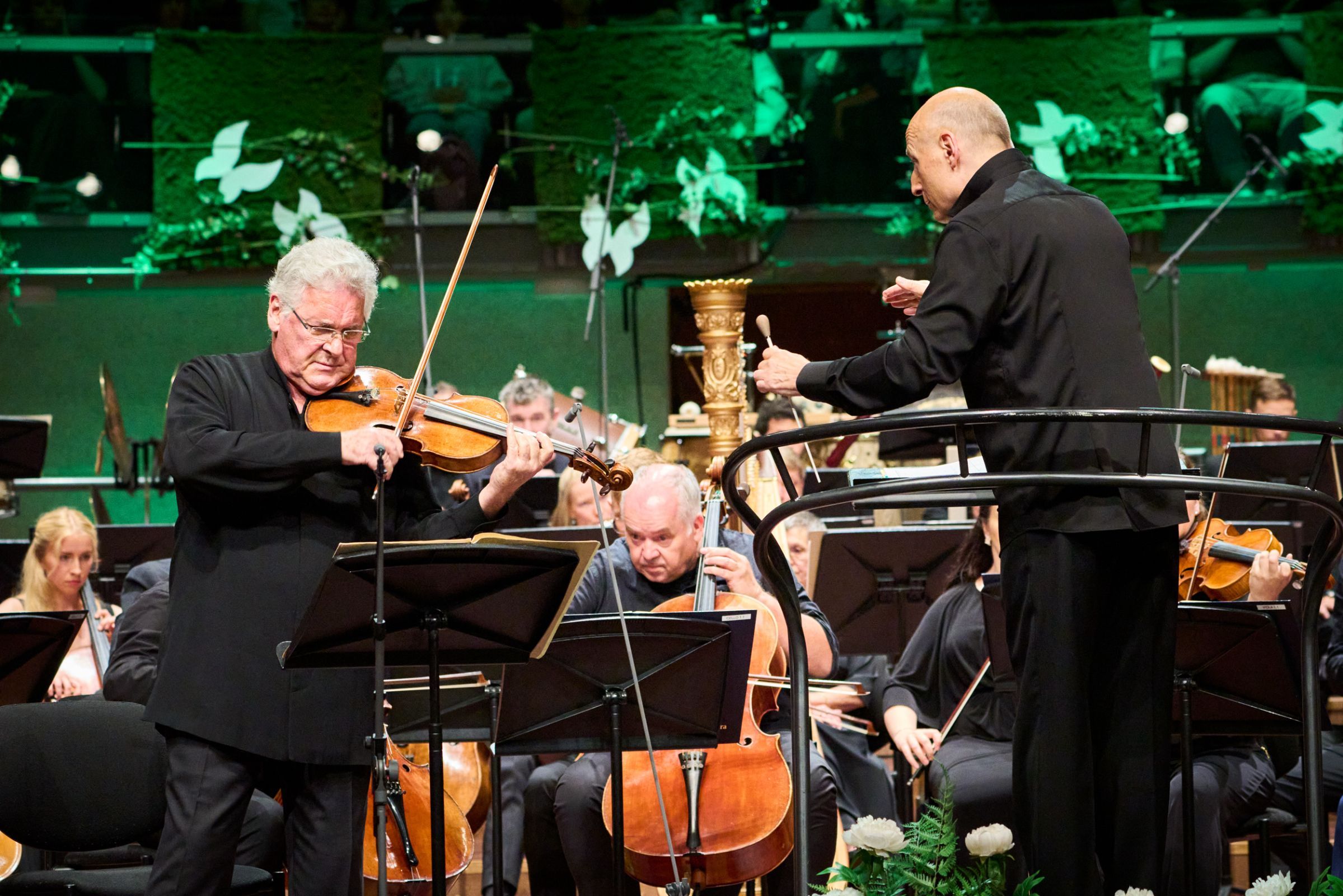 Pinchas Zukerman, Paavo Järvi and the Estonian Festival Orchestra © Kaupo Kikkas