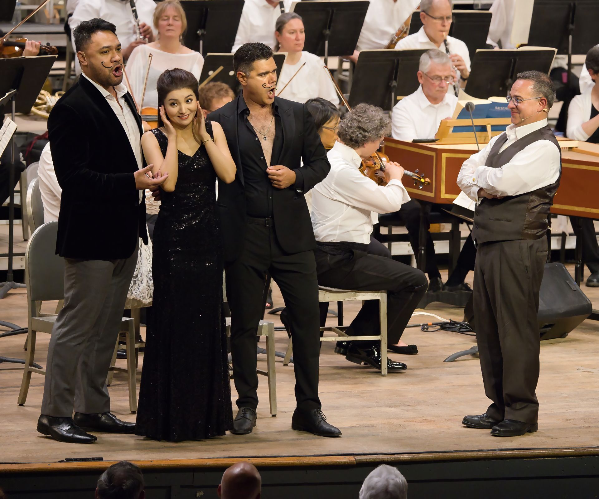 Amitai Pati (Ferrando), Meigui Zhang (Despina), Elliot Madore (Guglielmo), Patrick Carfizzi &copy; Hilary Scott