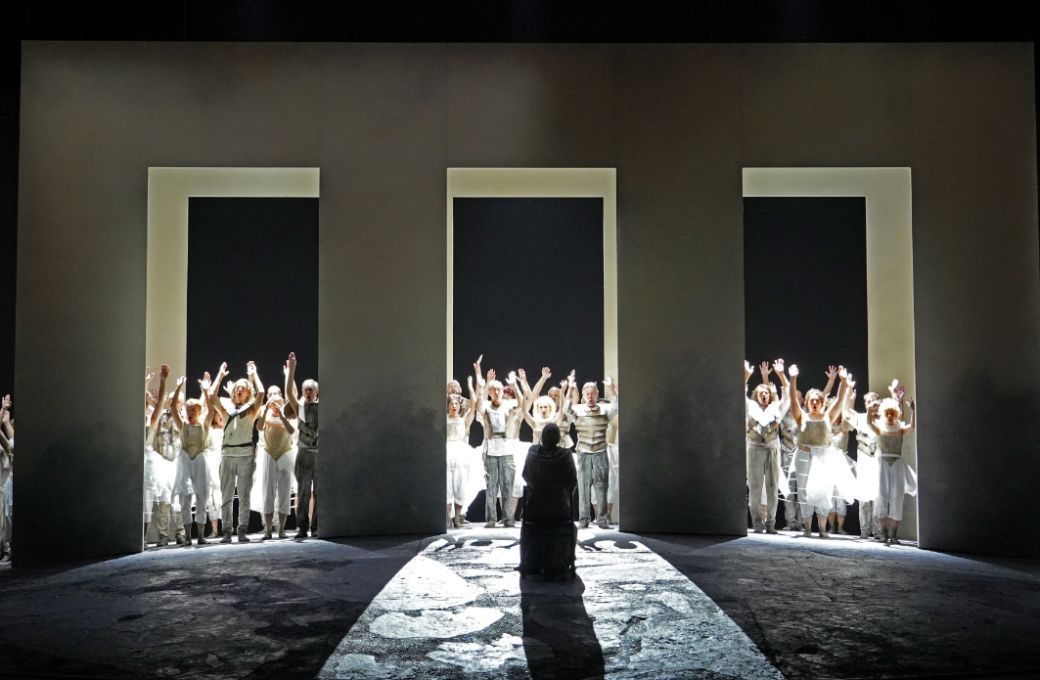 <i>Ernani</i> &copy; Bregenzer Festspiele | Karl Forster