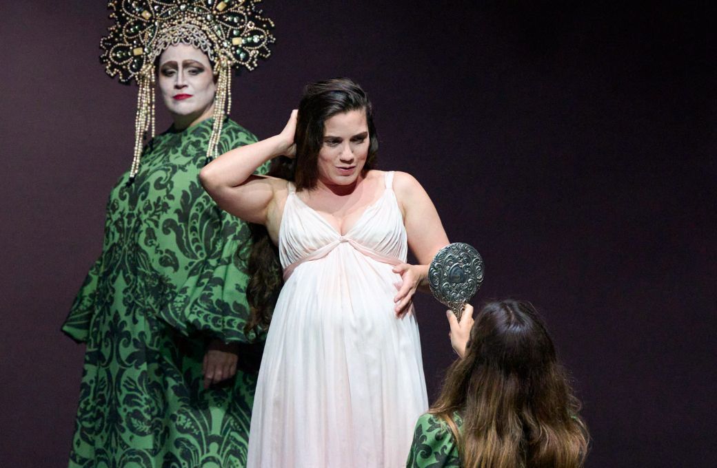 Jennifer Johnston (Juno), Joélle Harvey (Semele) and Stephanie Wake-Edwards (Ino) © Glyndebourne Productions Ltd. Photo: Richard Hubert Smith