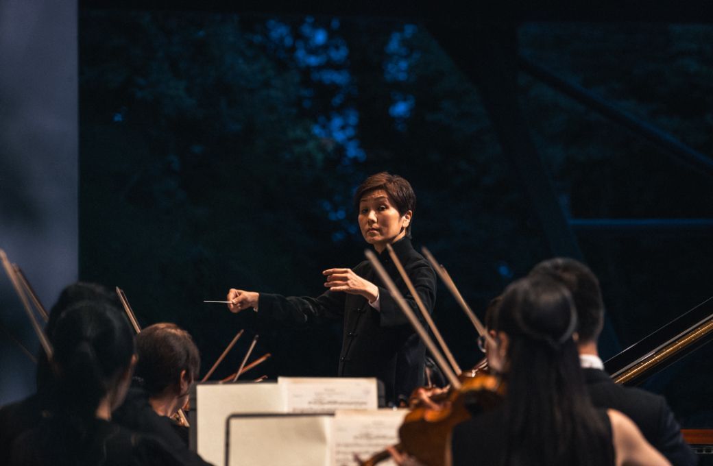Yip Wing-sie and the Hong Kong Sinfonietta © Valentine Chauvin