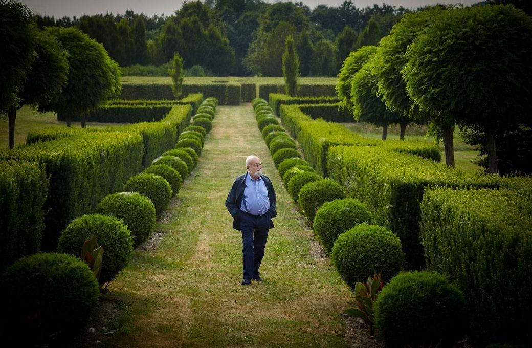 Penderecki in his garden &copy; Bartłomiej Barczyk