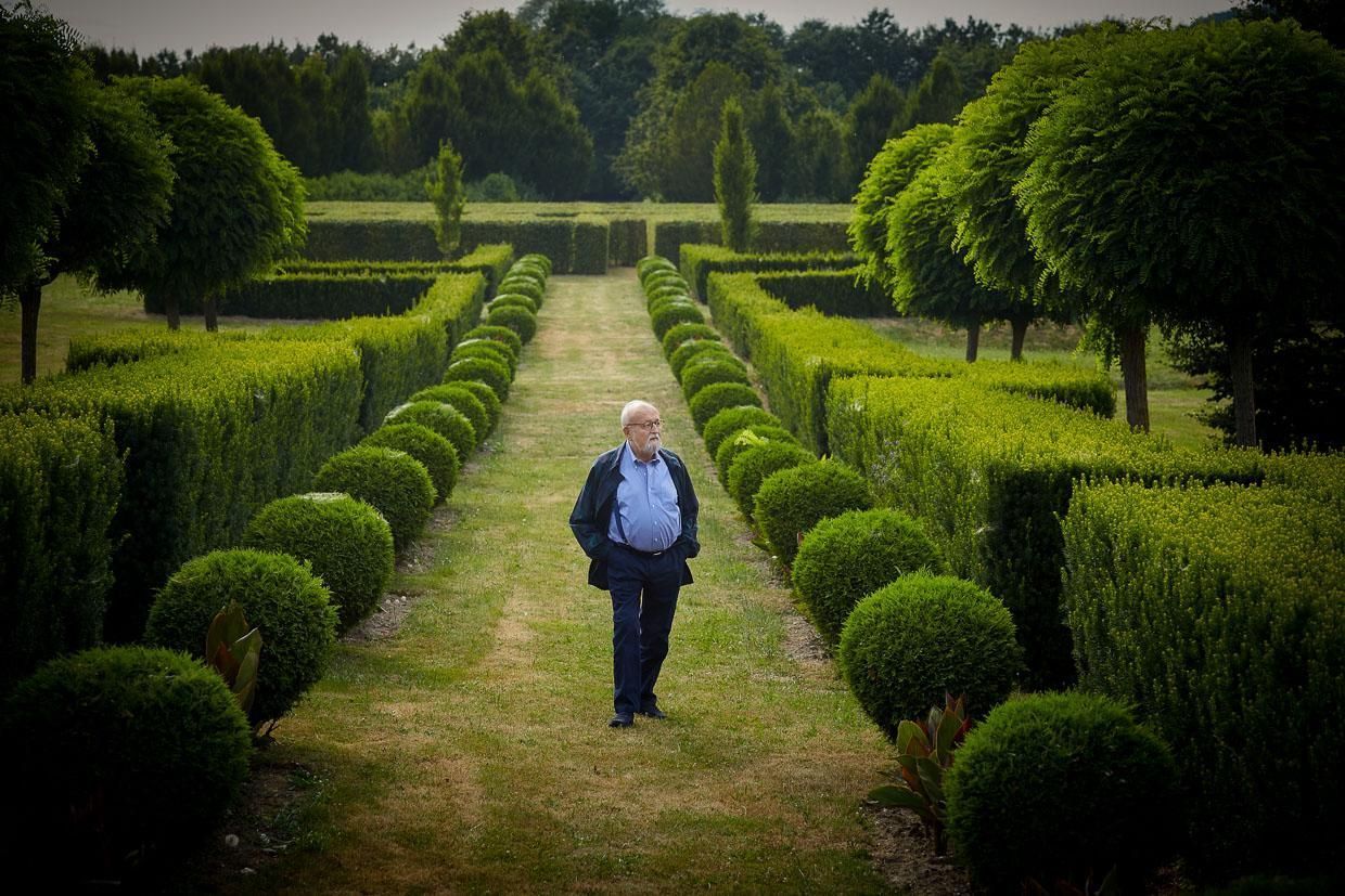 Penderecki in his garden &copy; Bartłomiej Barczyk