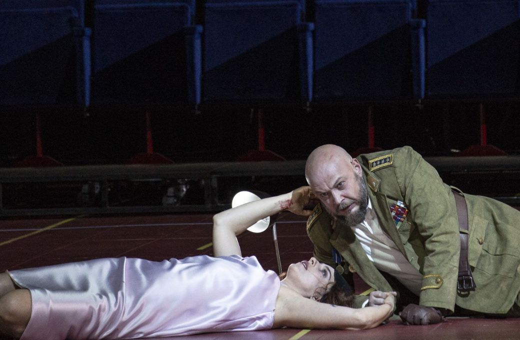 Asmik Grigorian (Lady Macbeth) and Vladislav Sulimsky (Macbeth) © SF | Bernd Uhlig