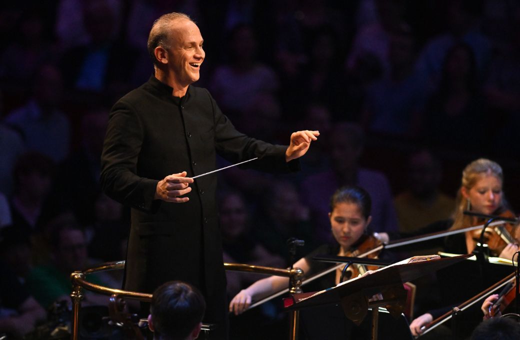 Carlos Miguel Prieto &copy; BBC Proms | Mark Allan