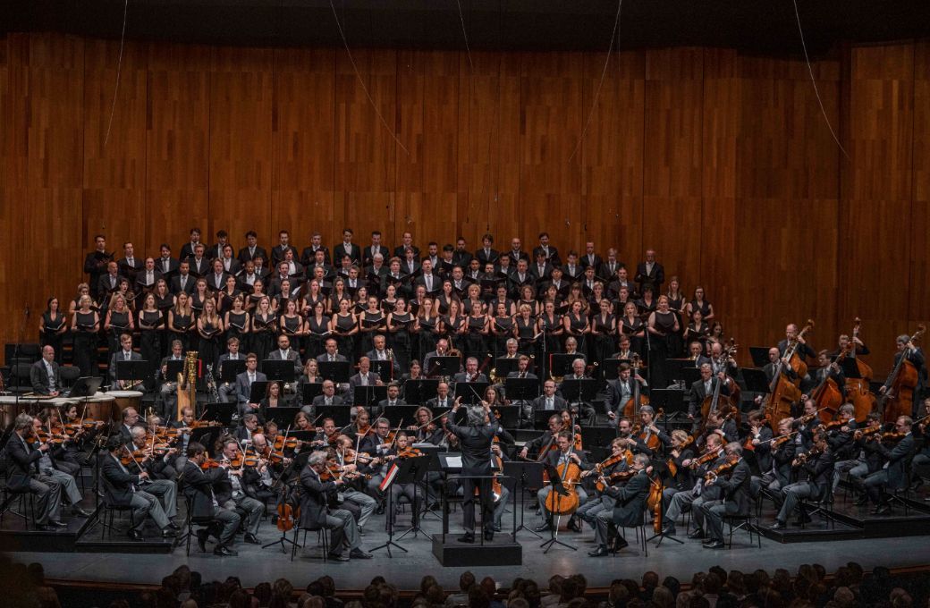 Riccardo Muti conducts the Vienna Philharmonic and State Opera Chorus &copy; SF | Marco Borrelli