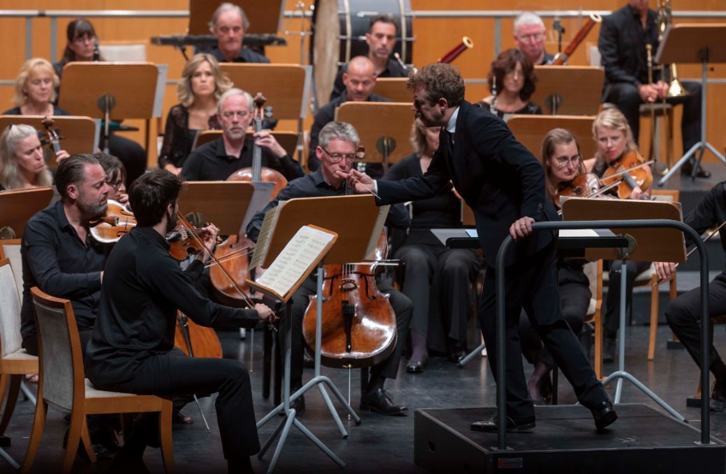 Daniel Harding al frente de la Champer Orchestra of Europe © Fundación Botín | Festival de Santander