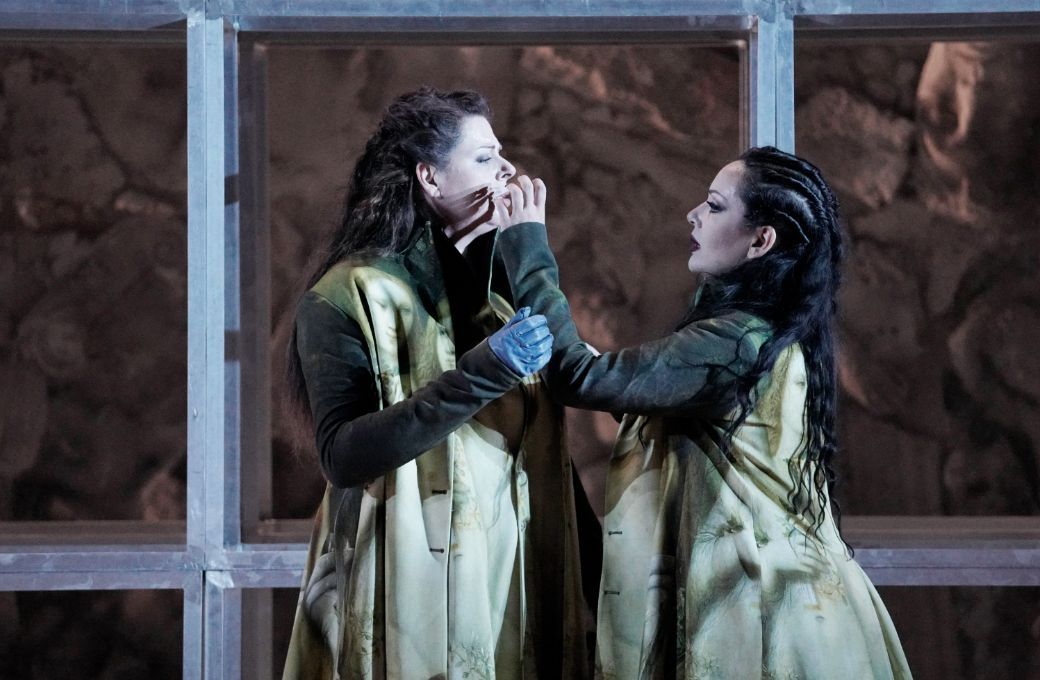 Daniella Barcellona (Eduardo), Anastasia Bartoli (Cristina) &copy; Rossini Opera Festival | Amati Bacciardi