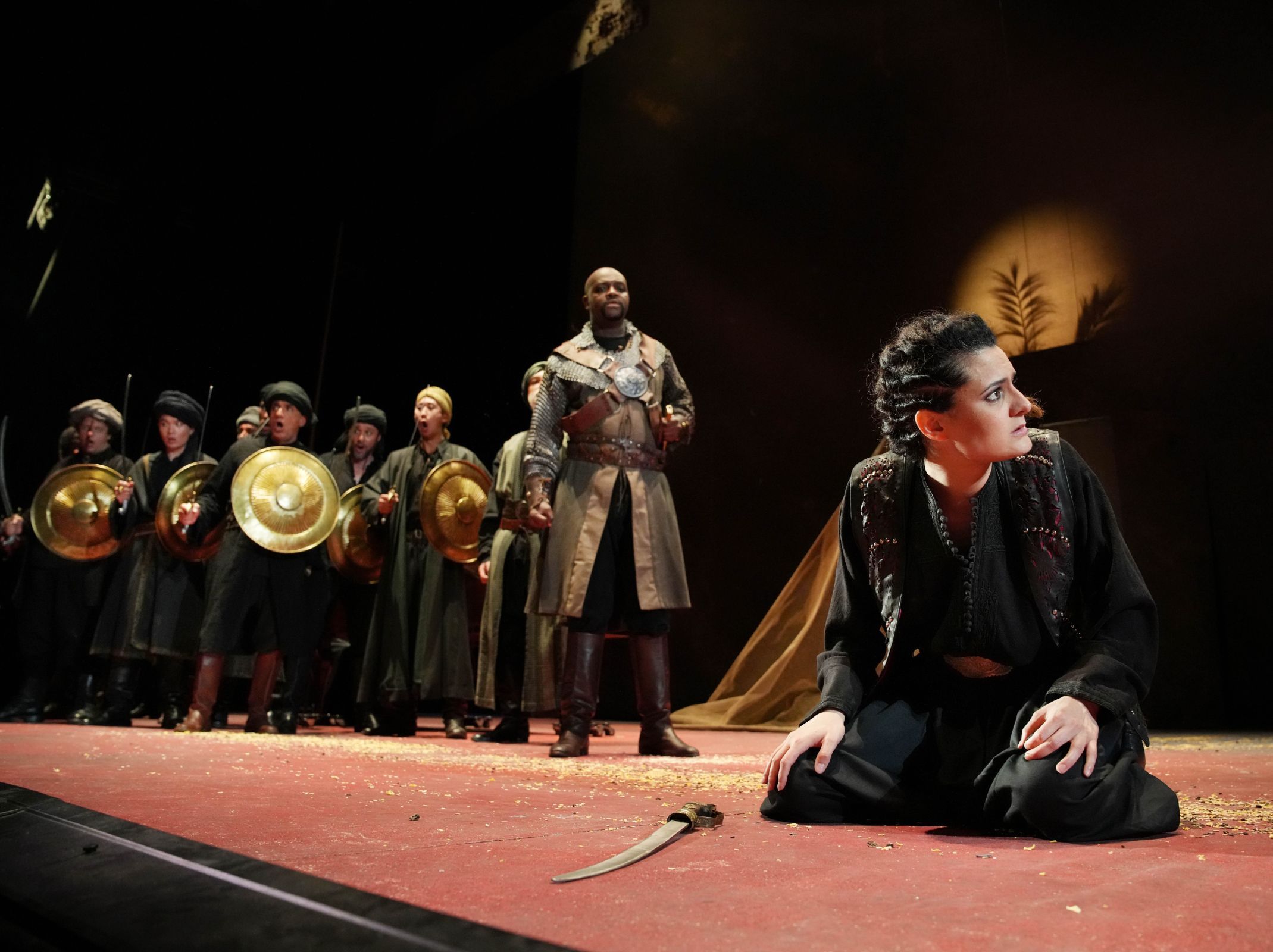 Sunnyboy Dladla (Oraspe), Raffaella Lupinacci (Arsace) &copy; Rossini Opera Festival | Amati Bacciardi