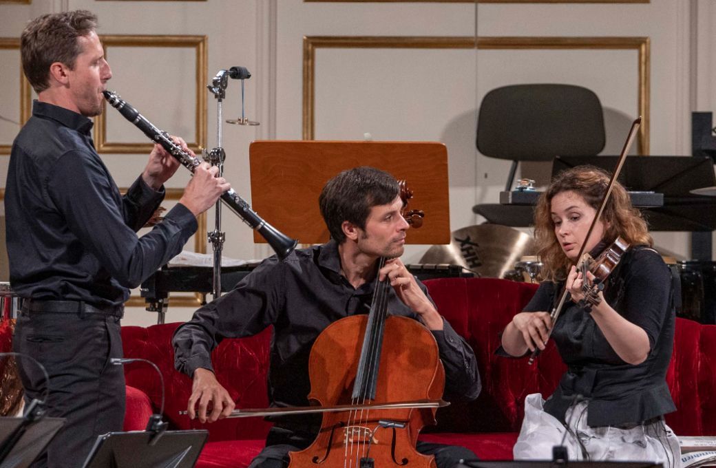 Patricia Kopatchinskaja mit der Camerata Salzburg © SF | Marco Borrelli