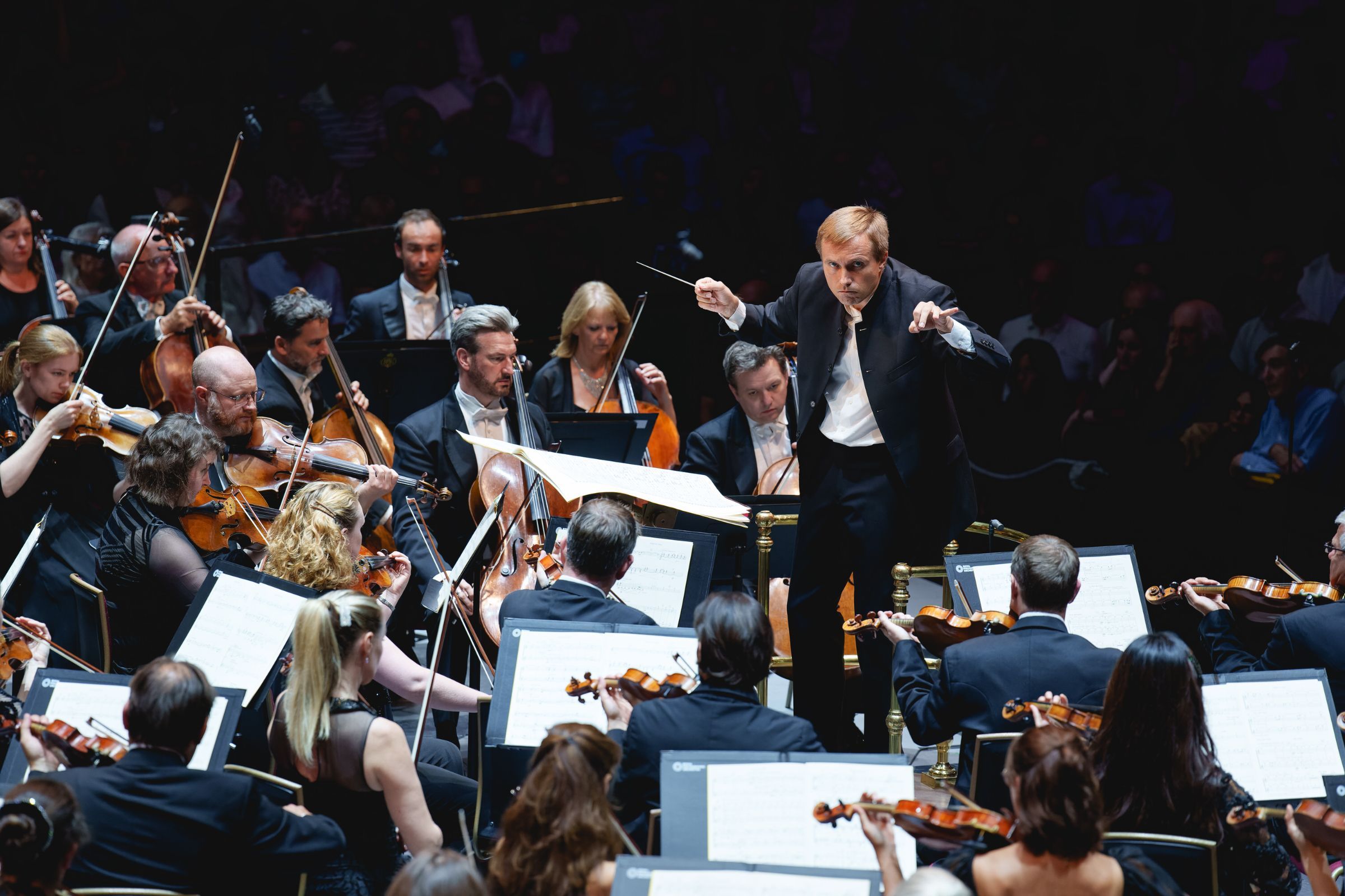 Vasily Petrenko and the Royal Philharmonic Orchestra © BBC | Andy Paradise