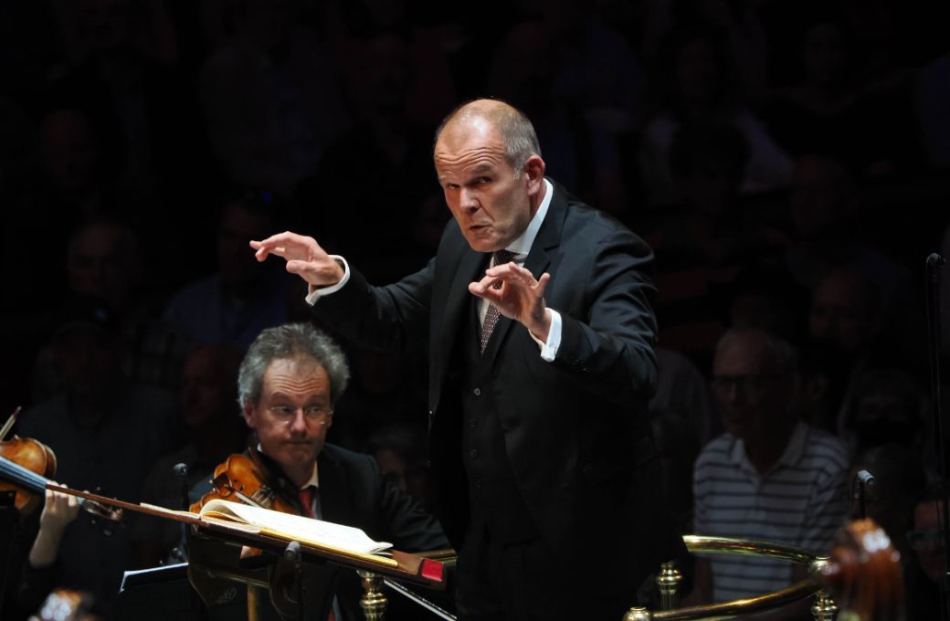 Fran&ccedil;ois-Xavier Roth &copy; BBC | Sisi Burn