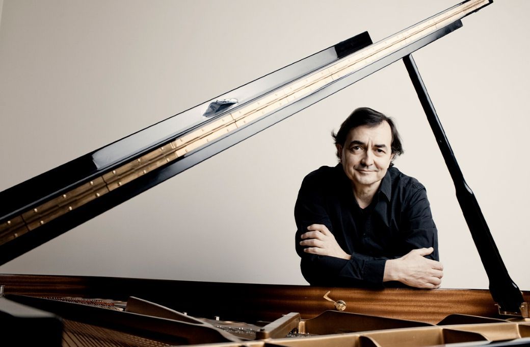 Pierre-Laurent Aimard &copy; Marco Borggreve | Deutsche Grammophon