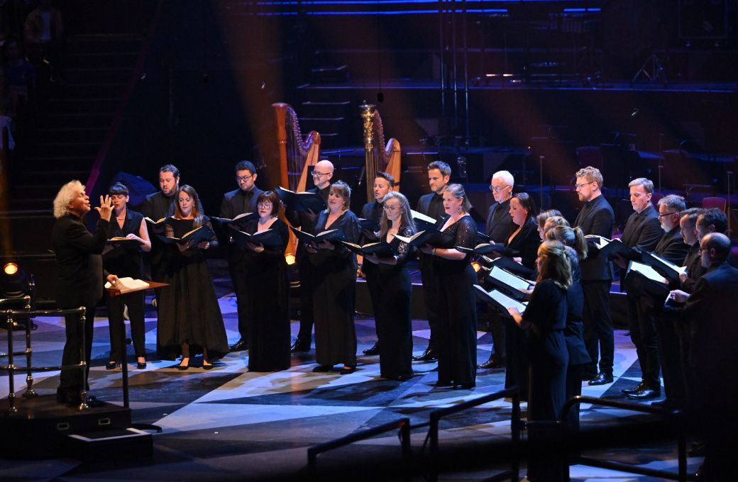 Sir Simon Rattle conducts the BBC Singers © BBC | Mark Allan