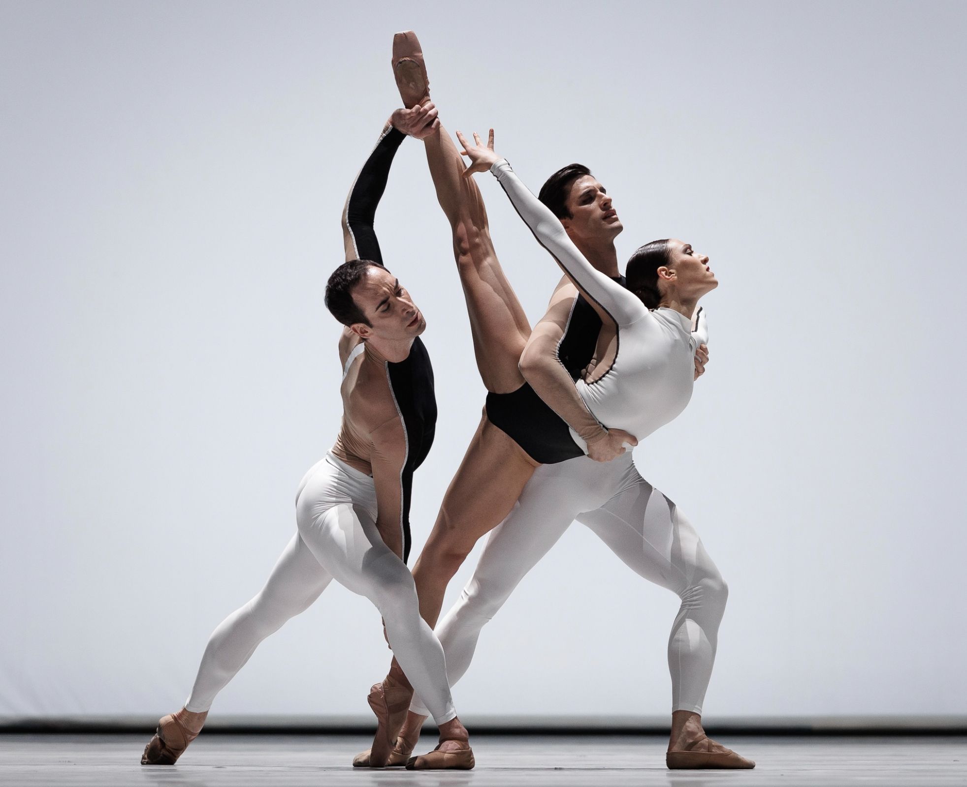 Martina Arduino, Nicola Del Freo, Gabriele Corrado in David Dawson's <i>Anima Animus</i>, La Scala Milan © Yan Revazov