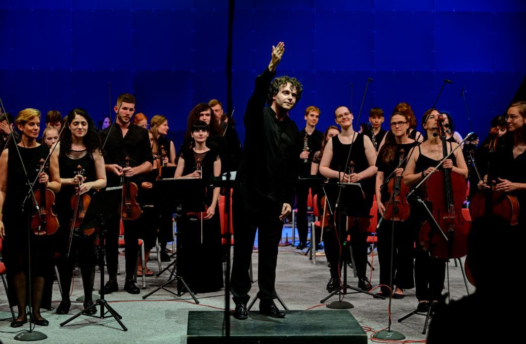 Jiří Rožeň and the Ostrava New Orchestra © Martin Popelar
