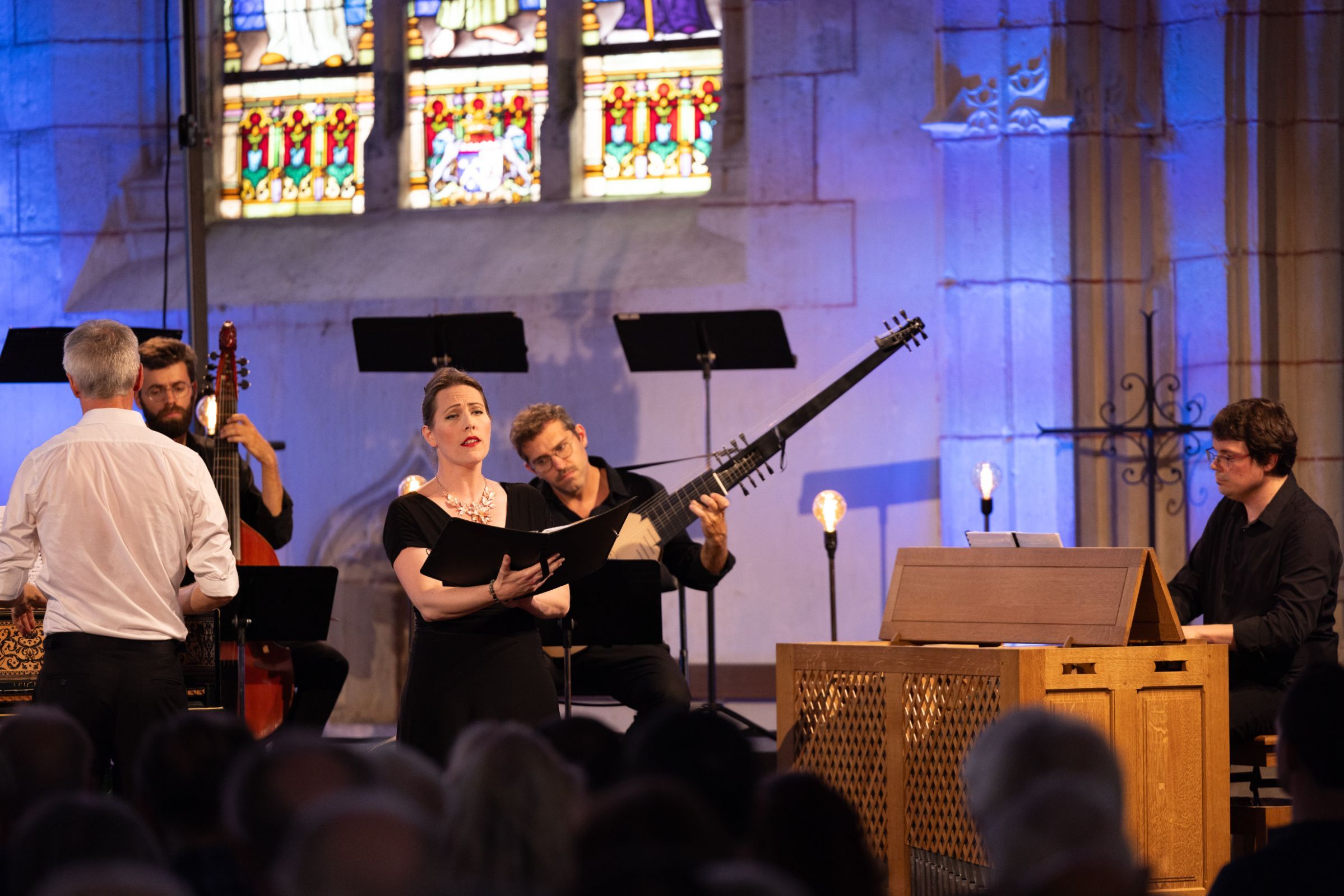 Lucile Richardot et l'Ensemble Correspondances à Vault-de-Lugny © Vincent Arbelet