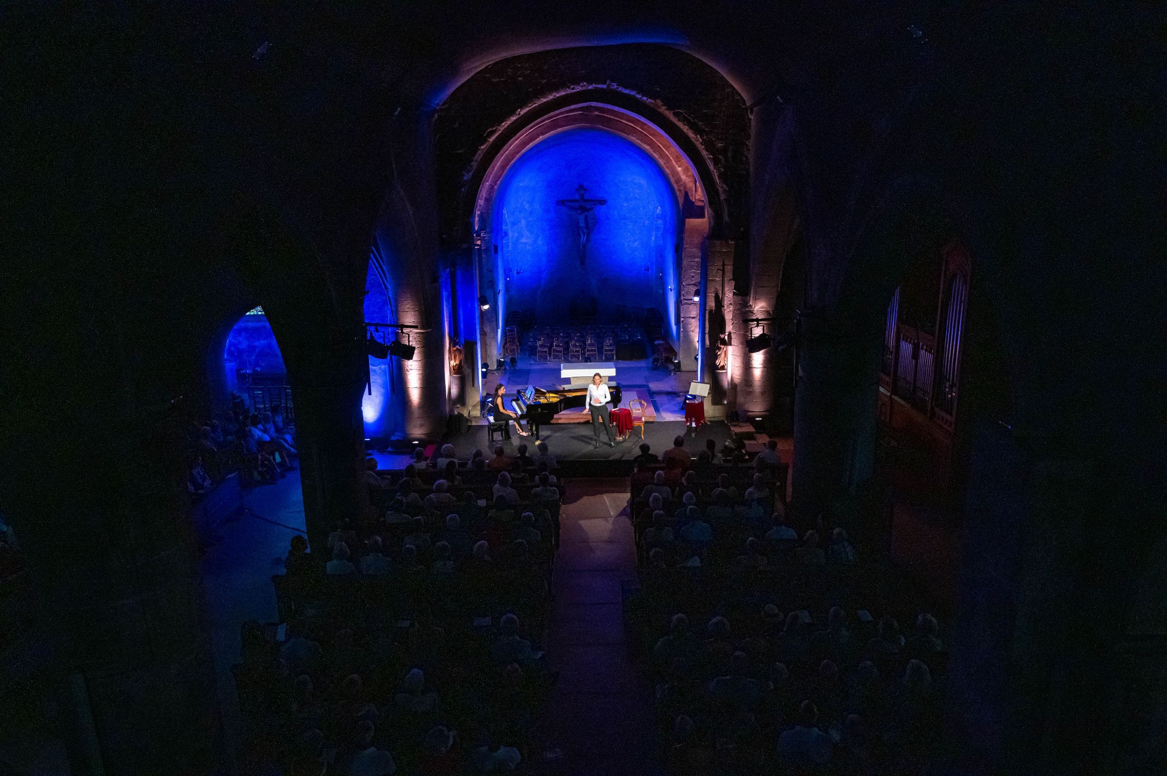 Christine Fonlupt et Céline Dupas-Hutin dans l'église de La Côte-Saint-André &copy; Festival Berlioz / Bruno Moussier