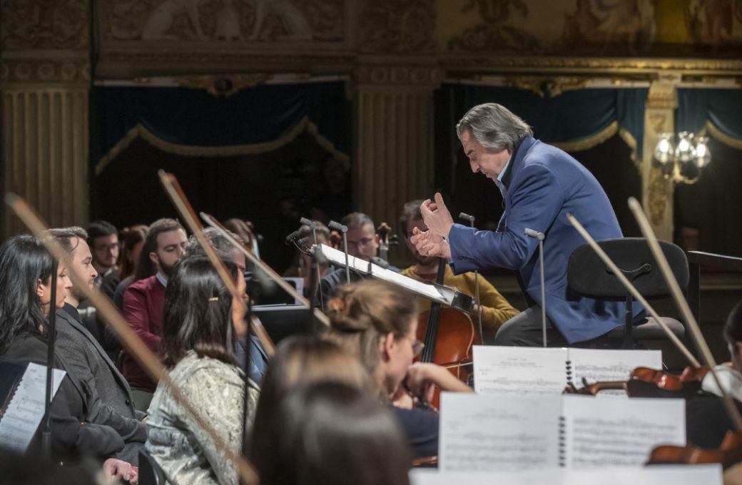 Riccardo Muti probt mit dem Orchestra Giovanile Luigi Cherubini in Ravenna © Zani Casadio