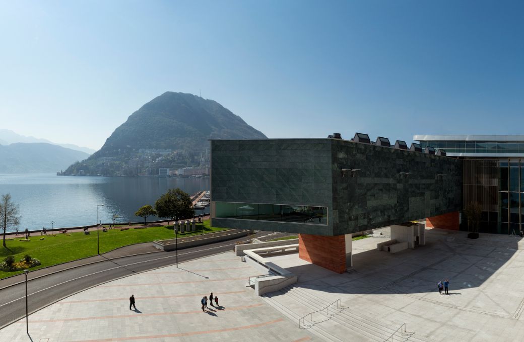 Le LAC (Lugano Arte e Cultura), à l'ombre du Monte San Salvatore © Studio Pagi