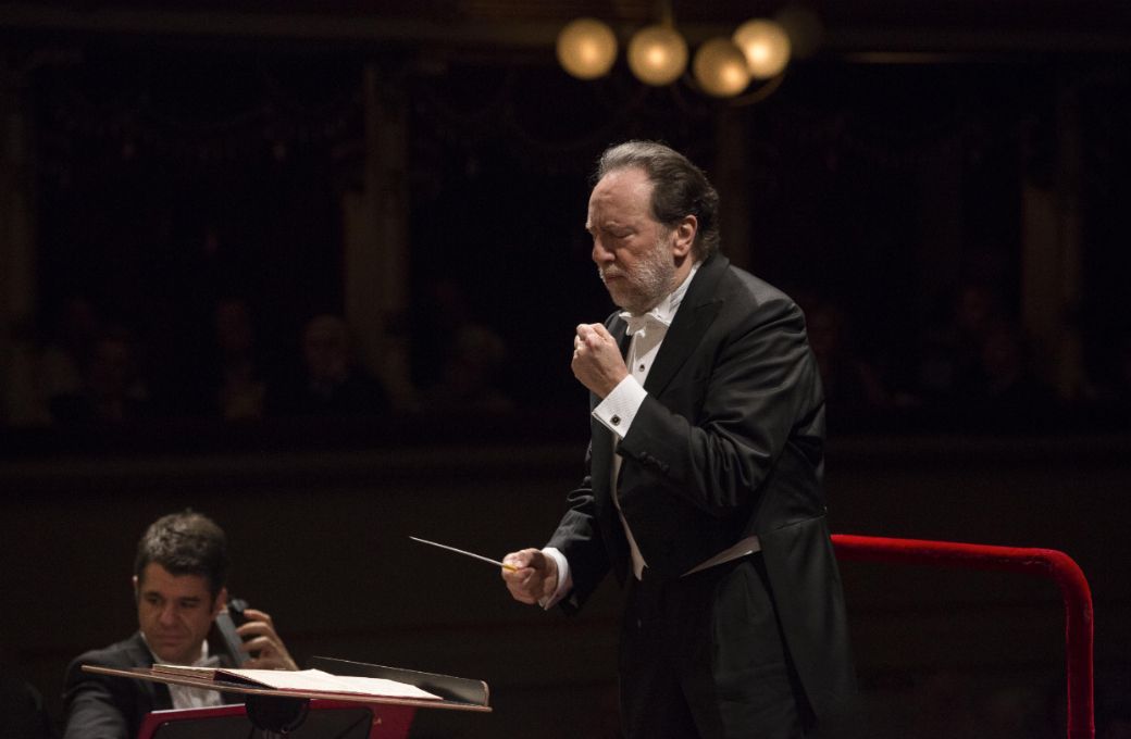 Riccardo Chailly conducts the Filarmonica della Scala © Silvia Lelli