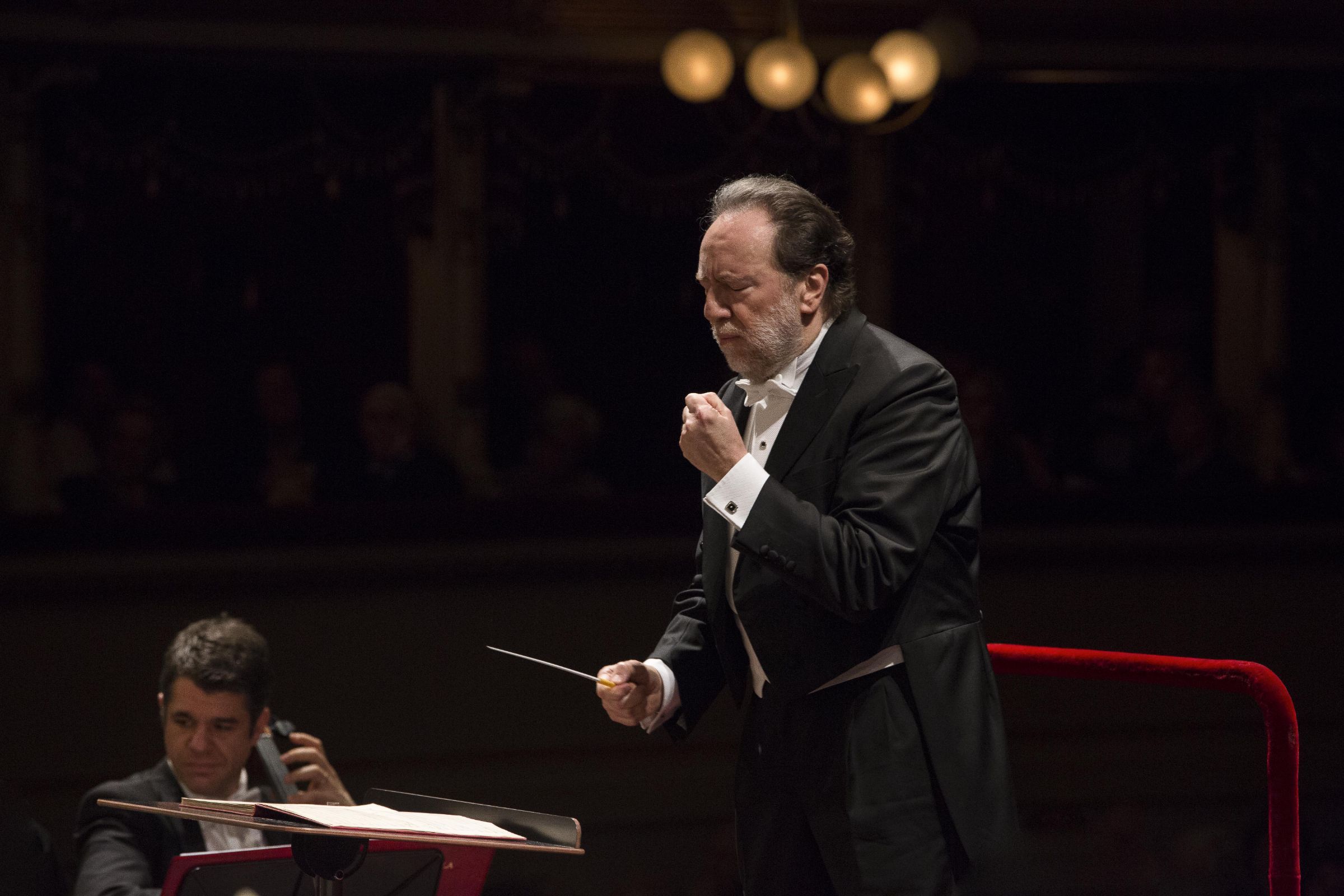 Riccardo Chailly conducts the Filarmonica della Scala © Silvia Lelli