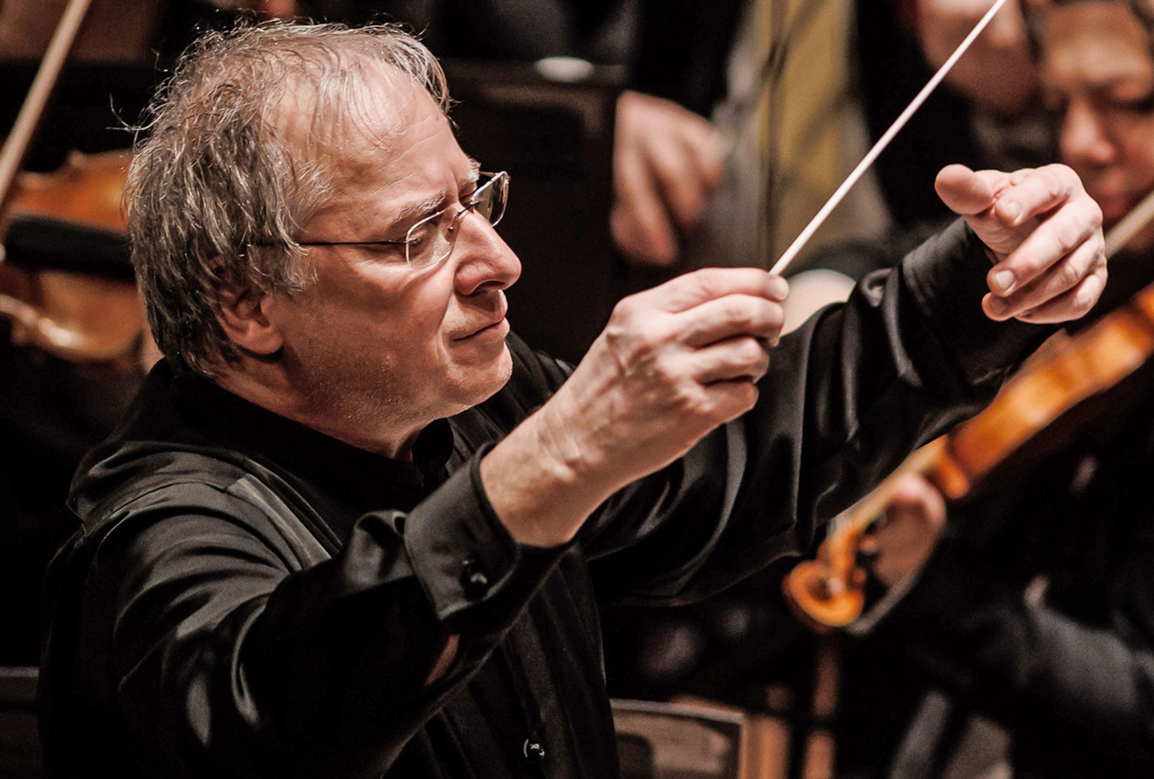 Andras Keller conducts Concerto Budapest © László Mudra