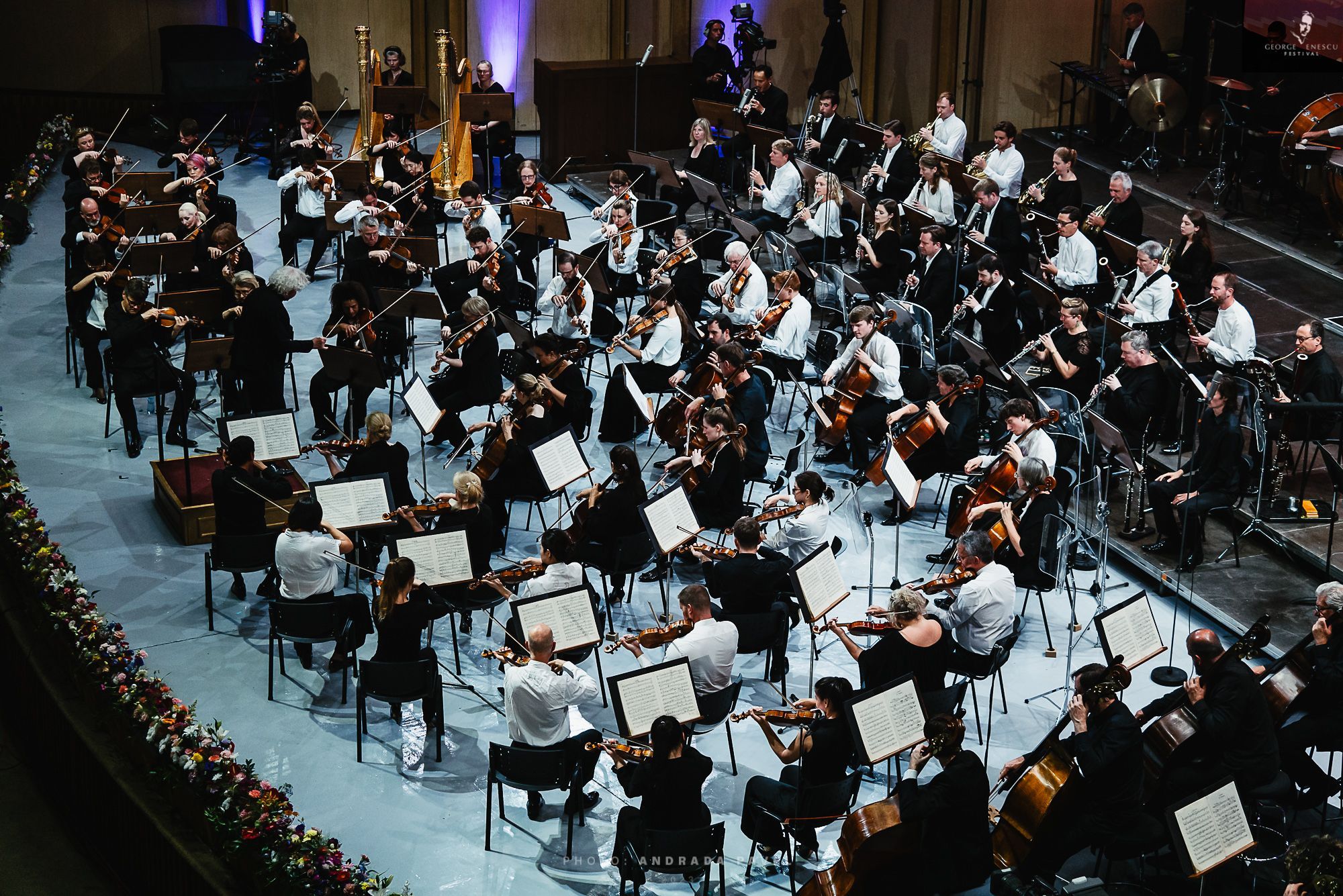 Simon Rattle dirige le London Symphony Orchestra à Bucarest © Andrada Pavel