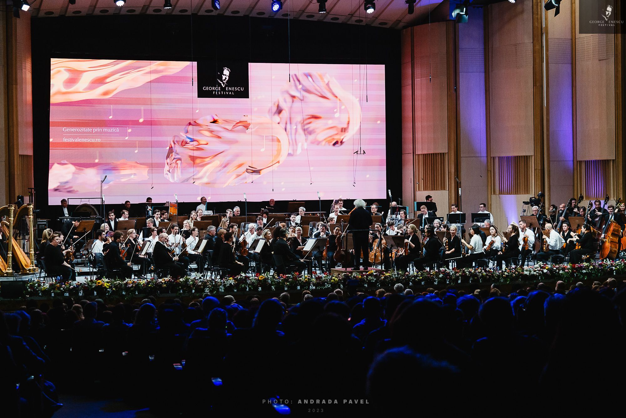 Simon Rattle dirige le London Symphony Orchestra à Bucarest © Andrada Pavel