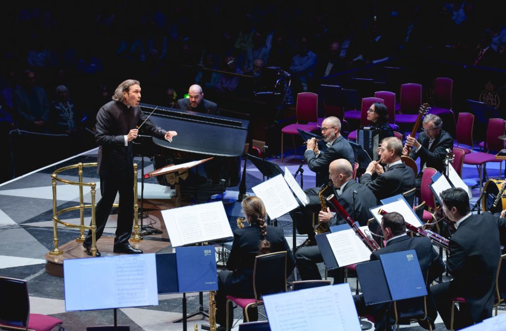 Vladimir Jurowski, Kirill Gerstein and members of the Rundfunk-Sinfonieorchester Berlin &copy; BBC | Andy Paradise