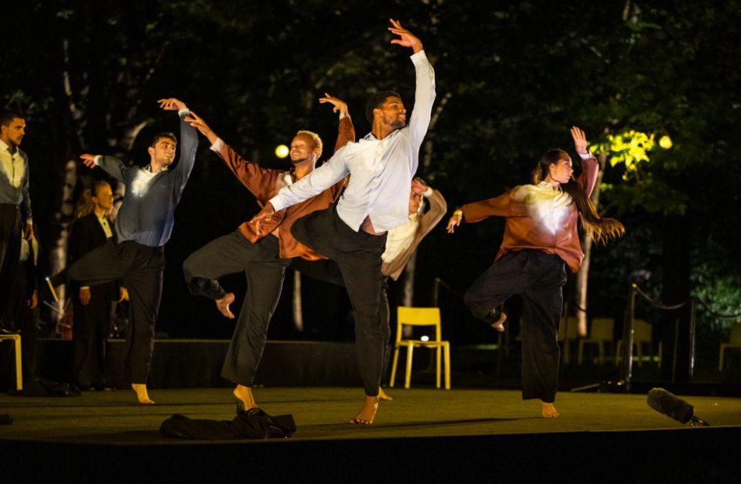 Choreography by Mourad Merzouki © Julien Gazeau