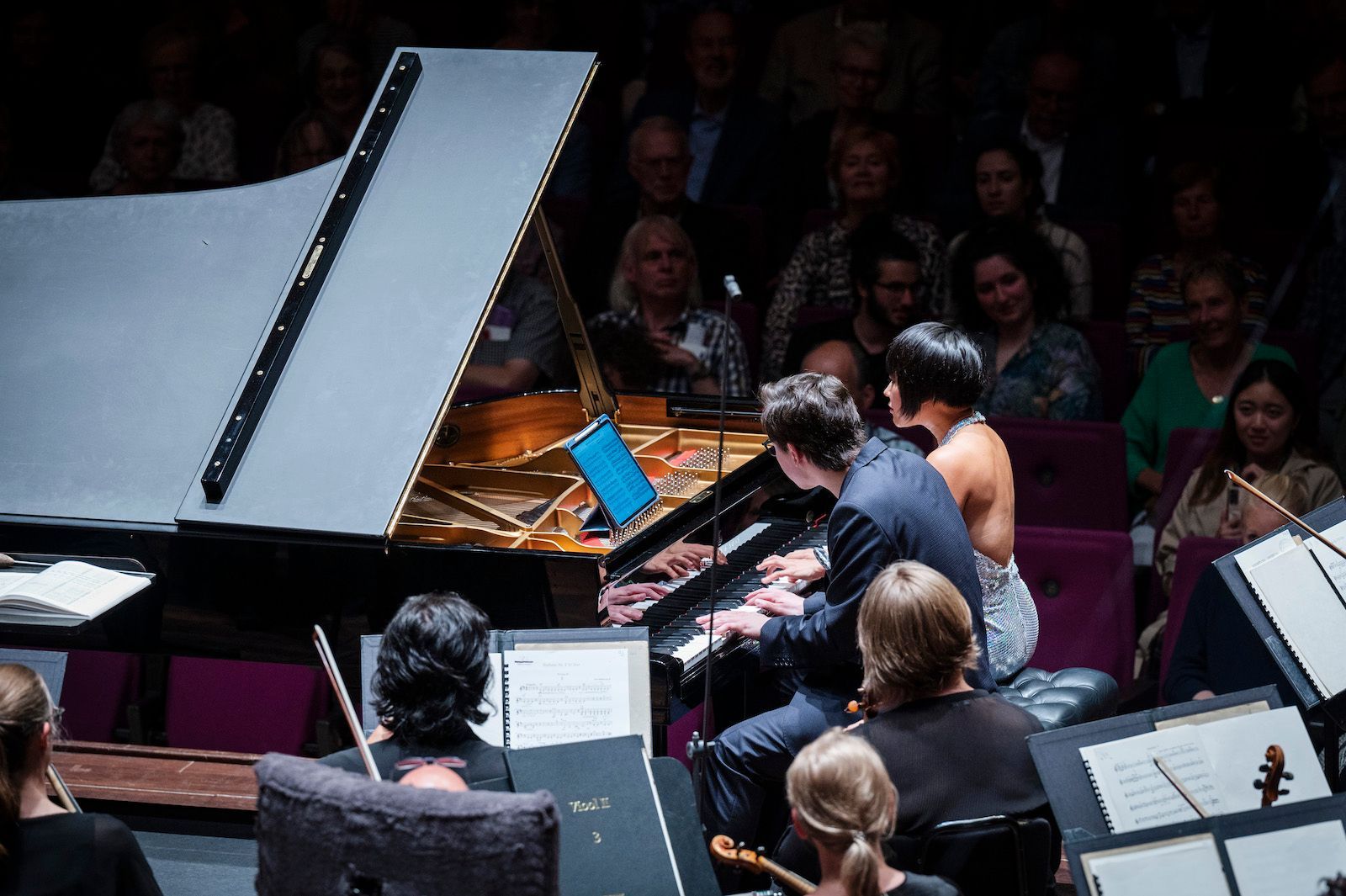 Peltokoski and Yuja Wang perform an encore &copy; Karen van Glist
