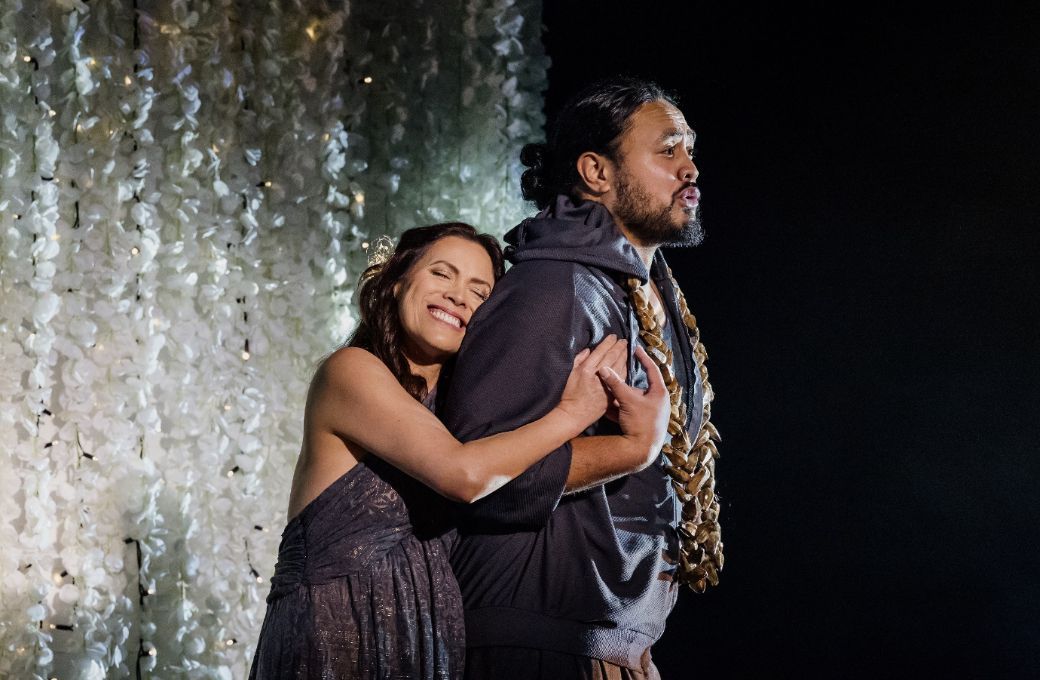 Deborah Wai Kapohe (Euridice) and Samson Setu (Orfeo) &copy; Andi Crown