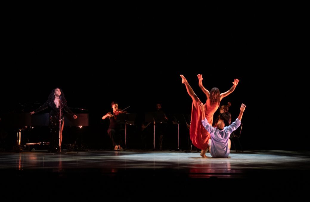 Ashley Mayeux and Jeroboam Bozeman in Robert Battle's <i>Unfold</i> © Christopher Duggan
