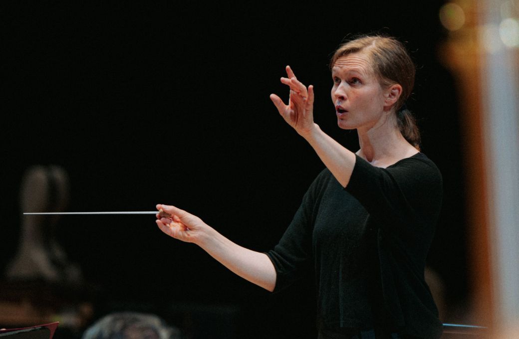 Mirga Gražinytė-Tyla bei den Proben mit den Münchner Philharmonikern © Co Merz