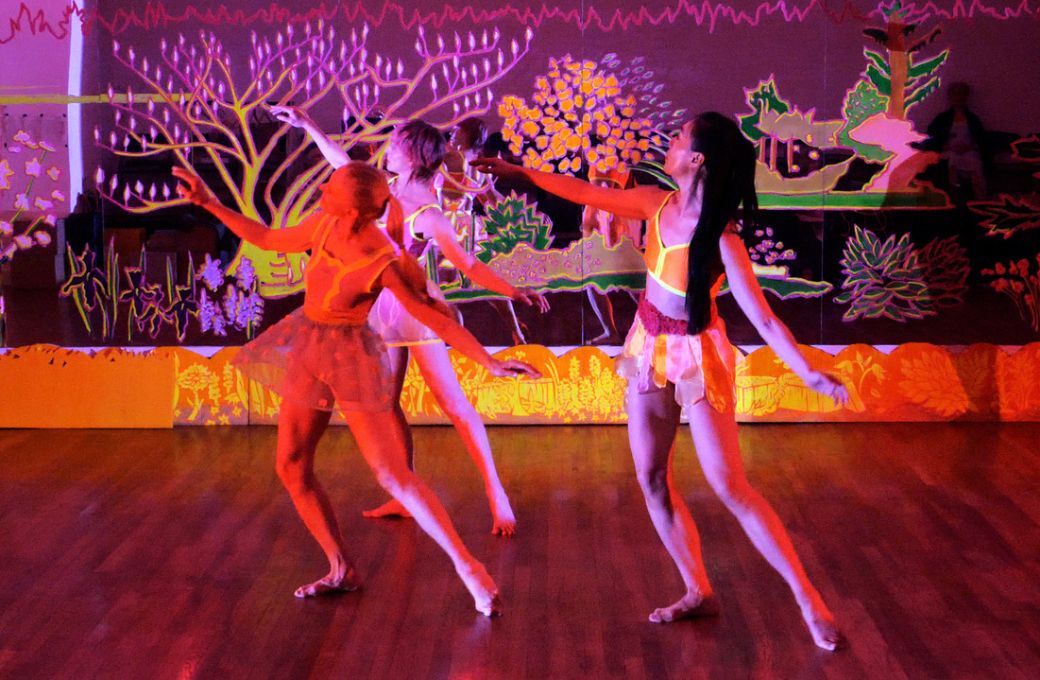 Janet Charleston, Emily Pope, Jin Ju Song-Begin in Douglas Dunn's <i>Garden Party</i> &copy; Jacob Burckhardt